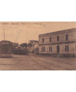 Portici Bellavista (NA) piazza con villa Maria usata